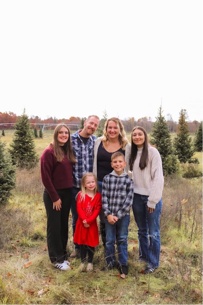 Come funziona la Host Family durante un Anno all'Estero? Scopri come vengono selezionate, cosa aspettarti dalla vita quotidiana e cosa fare se sorgono difficoltà.
